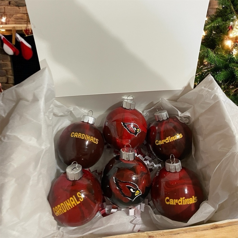 Cardinals Red Holiday Ornament Collection